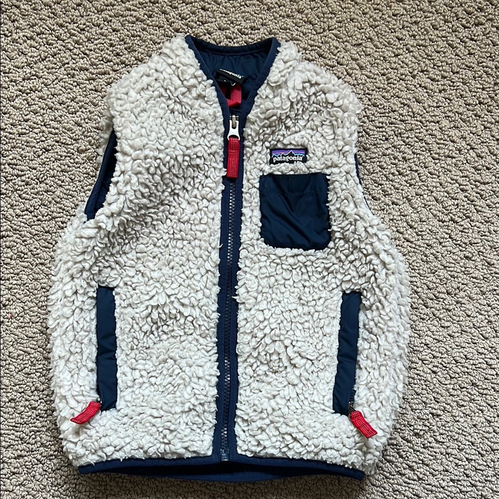 Patagonia Cream and Navy Fleece Vest